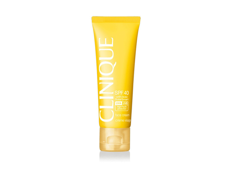 کرم ضد آفتاب کلینیک جوانساز و ضد چروک حجم 50 میل | Clinique SPF 40 With Avec Solar Smart face cream