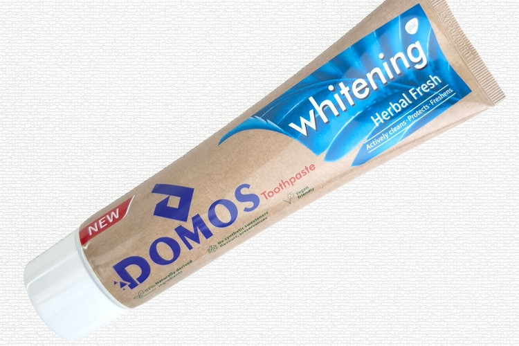 خمیر دندان گیاهی سفید کننده 180 گرمی دوموس / Domos
